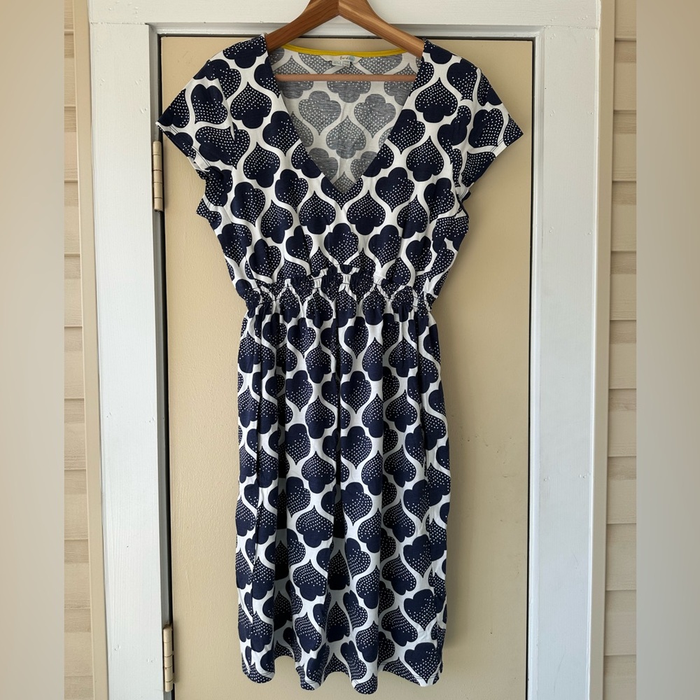Boden Navy & White Spade Print Short Sleeve Dress